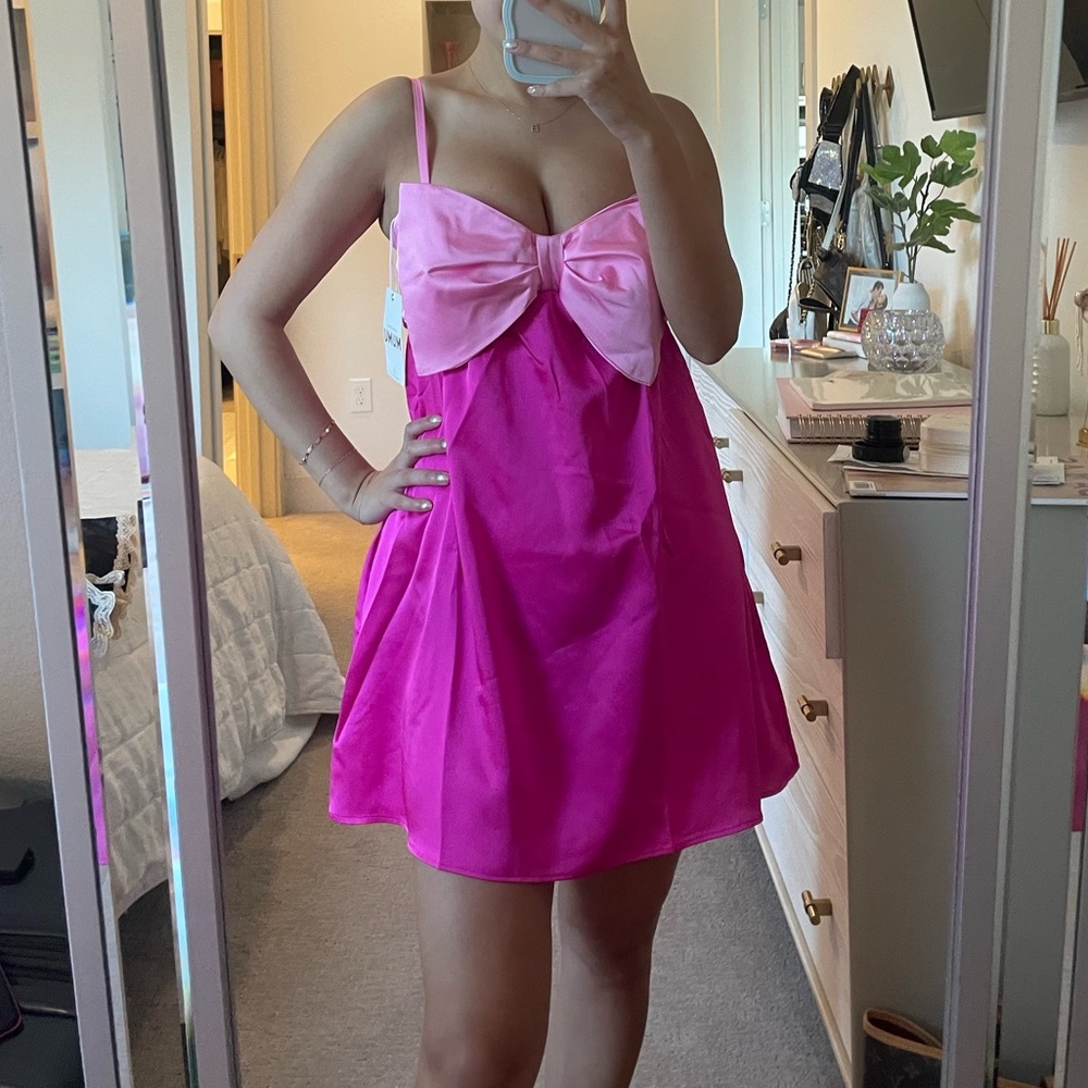 Bow dress